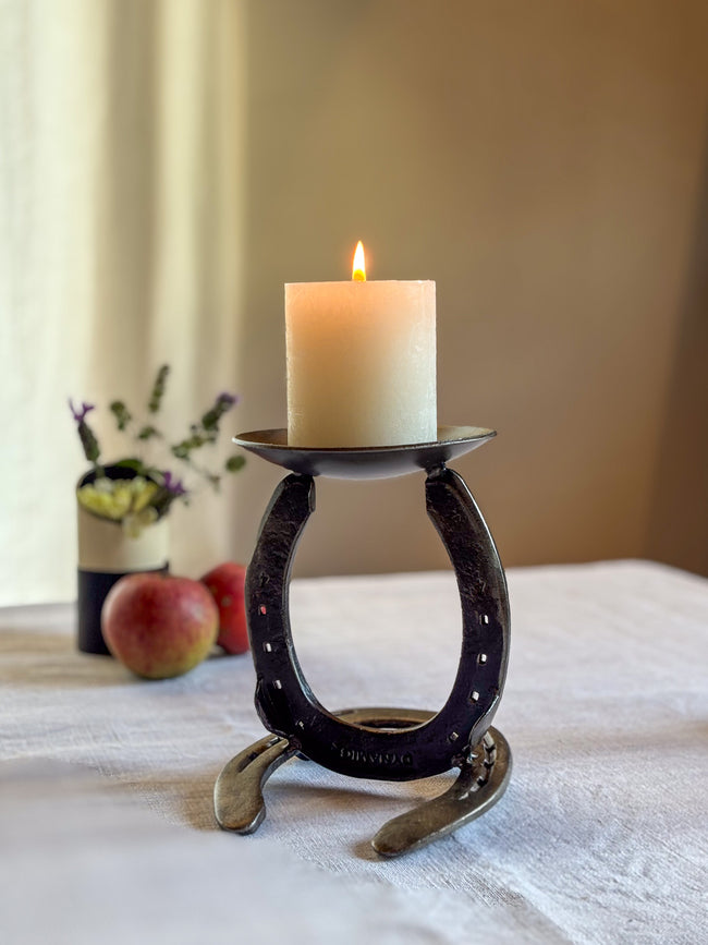 Kerzenständer aus Hufeisen